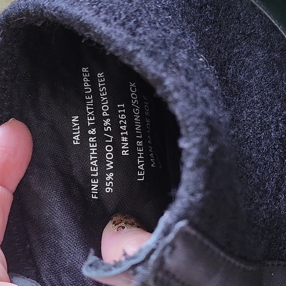 Charles David Fallyn Ankle Boots - Picture 7 of 7